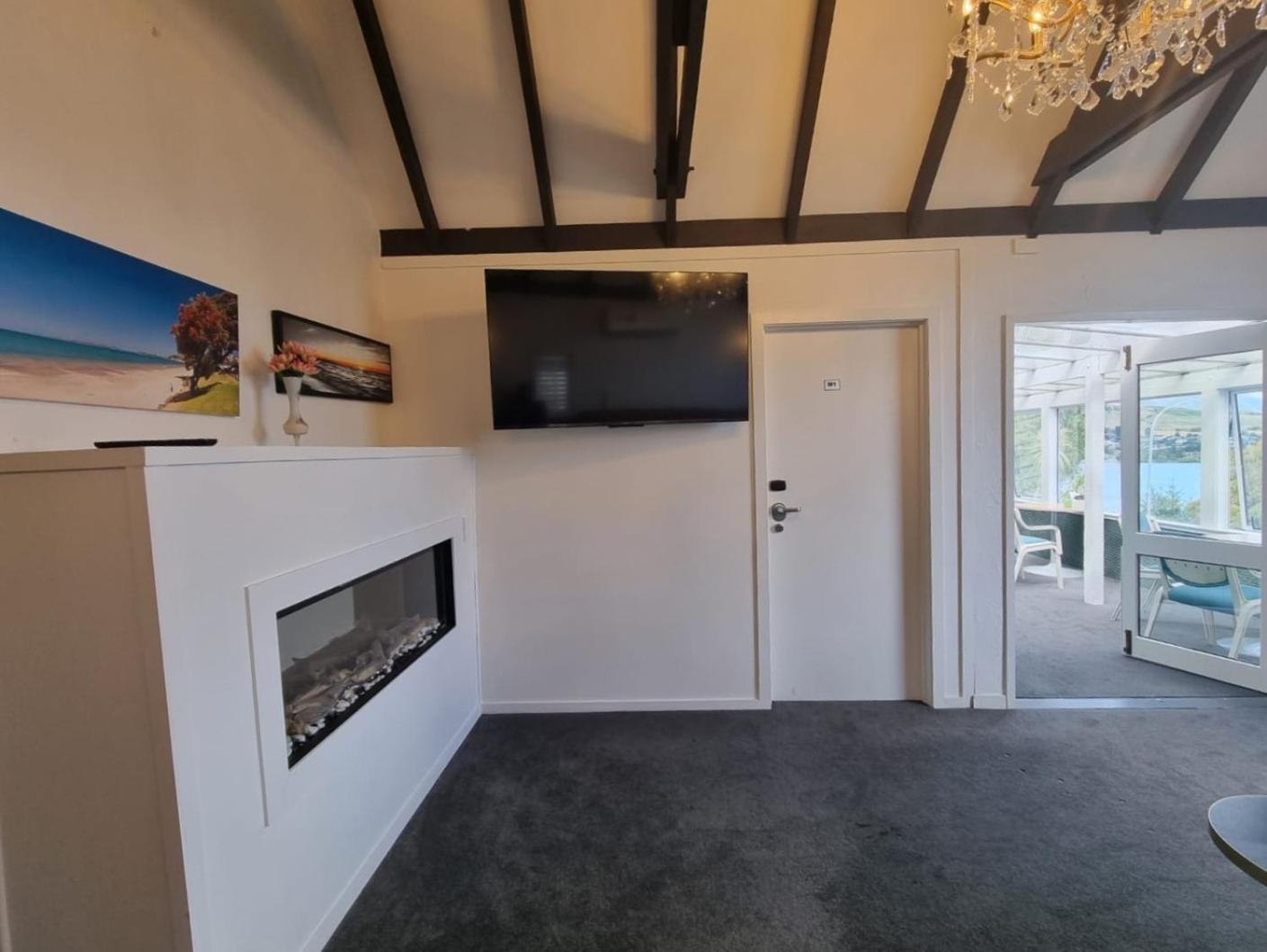 Lakeview Colonial House Квинстаун Экстерьер фото