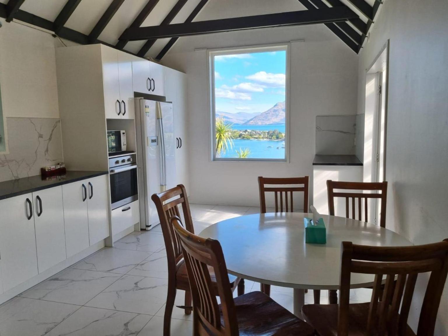 Lakeview Colonial House Квинстаун Экстерьер фото